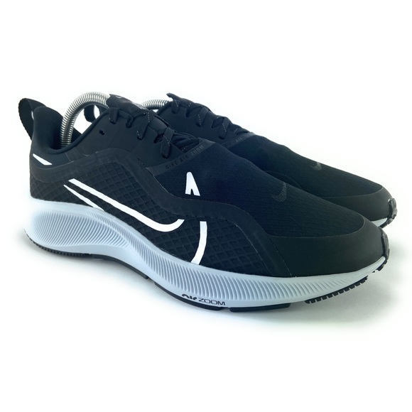 Nike Women's Air Zoom Pegasus 37 Shield Run Shoes - Picture 2 of 11